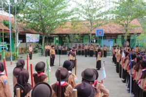 Peringati Hari Pahlawan, Mtsn 2 Sampang Gelar Kemah Juang