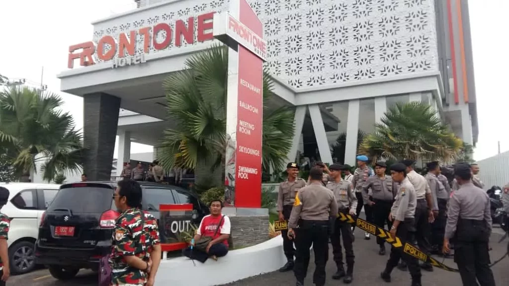 Didesak Ormas, Hotel Front One Pamekasan Ditutup