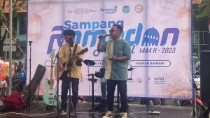 Band Toman Official Saat Menghibur Pengunjung Sampang Ramadhan Festival.
