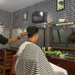 Salah Satu Warga Melakukan Potong Rambut Di Salah Satu Barbershop Di Bangkalan