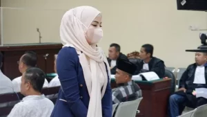 Istri Kedua Mantan Bupati Bangkalan Tolak Jadi Saksi