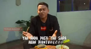 Viral Konten Video “Kosmetik Politik Ala Sampang”, Netizen : Pekerjaan Paling Gampang Ya Menyalahkan