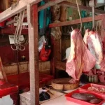Daging Sapi Yang Dijual Di Pasar Srimangunan.