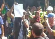 Pedagang Pasar Srimangunan Sampang Sebut Dibekingi Tokoh Besar, Beberkan Jual Beli Tempat Seharga 50 Juta