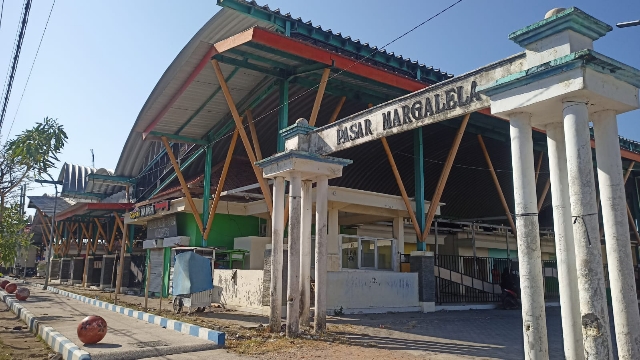 Pasar Margalela Sampang