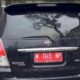 Mobil Dinas Disnaker Sampang Yang Menyerempet Salah Satu Mobil Warga Di Malang.