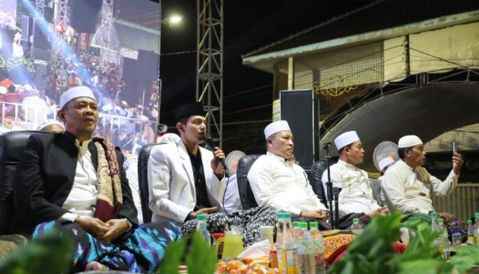 Sholawat Merdu Habib Zaidan Hipnotis Puluhan Ribu Masyarakat Sampang