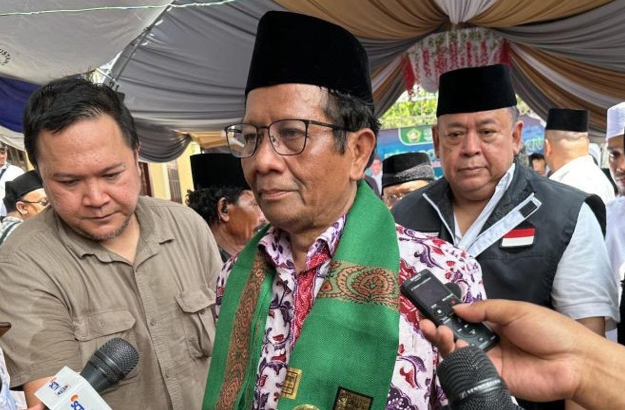 Mahfud Md Saat Kunjungan Di Salah Satu Ponpes Kecamatan Omben Sampang. (Dok. Antara)