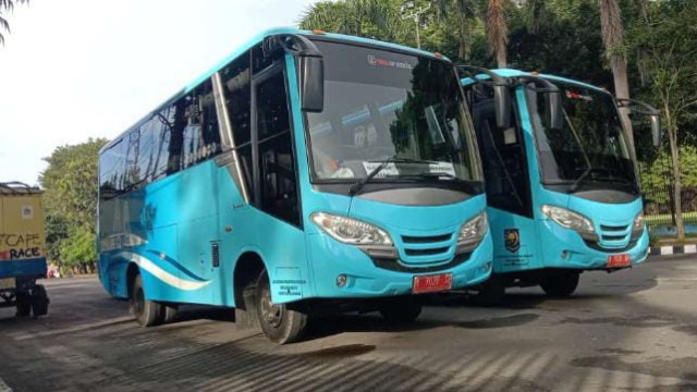 Salah Satu Bus Kendaraan Yang Disediakan Oleh Pemkab Bangkalan.