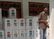 Tim Sukses Salah Satu Caleg Di Bangkalan Protes Saat Kotak Suara Disimpan Di Rumah Kepala Desa