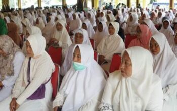 Ratusan Jmaah Haji Di Kabupaten Bangkalan Mengikuti Manasik Haji.
