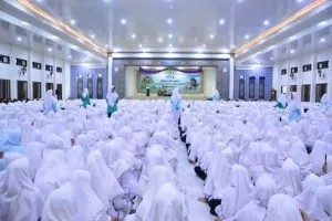 Al Amien Prenduan Bagikan 8.500 Paket Daging Kurban 12 Al Amien Prenduan Bagikan 8.500 Paket Daging Kurban