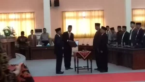 Ini Dua Anggota Dprd Sampang Hasil Paw Yang Dilantik