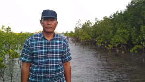 Ini Dia, Perintis Hutan Mangrove Dari Pamekasan