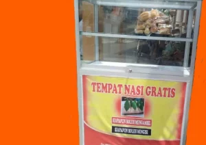 Kenalan Dan Berbagi Bareng Komunitas Nasi Gratis Sampang