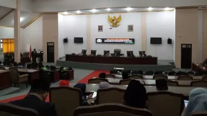 Rapat Paripurna Dprd, Bupati Sampang Sampaikan Nota Penjelasan Lkpj Ta 2022