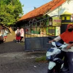 Img 20230401 Wa0008.Jpg Kepala Sekolah Sdn Banyuajuh 5 Bangkalan Keluhkan Lambatnya Pencairan Dana Bos