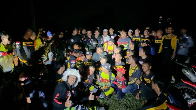 Para Pecinta Trail Adventure Gabungan Bangkalan.