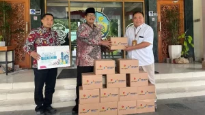 Ribuan Paket Sembako Disalurkan Phe Wmo Kepada Masyarakat Bangkalan