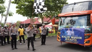 Polres Sampang Berangkatkan Mudik Gratis Jurusan Surabaya Hingga Jakarta