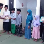 Seremonial Penyerahan Bantuan Al-Qur'An Ke Beberapa Musholla.