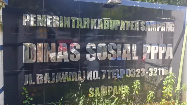 Kantor Dinas Sosial Kabupaten Sampang.