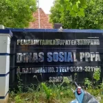 Kantor Dinas Sosial Kabupaten Sampang.