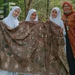 Model Kreasi Batik Ecoprint.