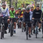 Forkopimda Sampang Saat Melakukan Gowes Bersama.