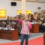 Penyampaian Materi Oleh Koordinator Dan Supervisi, Pencegahan Korupsi Wilayah Iii Kpk Ri Abdul Aziz. (Prokopim Pemkab Sampang For Taberita