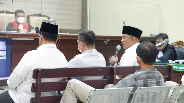 Suasana Sidang Pemeriksaan Saksi Kasus Gratifikasi Eks Bupati Bangkalan.