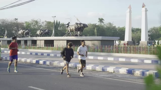 Warga Sampang Kini Bisa Nyaman Berolahraga Saat Car Free Day