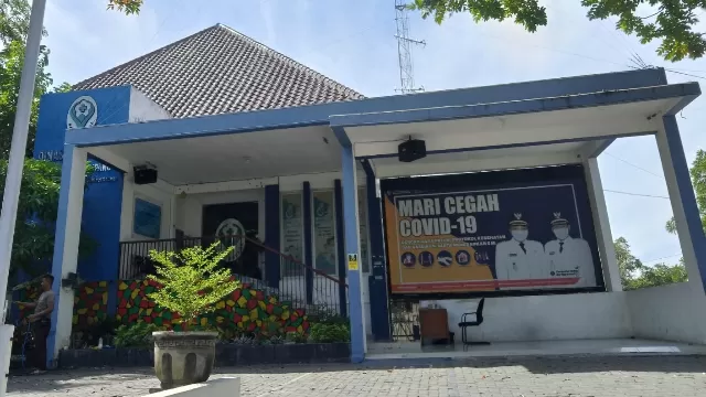 Kantor Dinas Kesehatan Dan Keluarga Berencana (Dinkes Kb) Kabupaten Sampang.