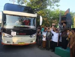 57 Calon Jemaah Haji Kabupaten Sampang Diberangkatkan Ke Tanah Suci 5 57 Calon Jemaah Haji Kabupaten Sampang Diberangkatkan Ke Tanah Suci