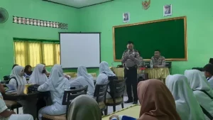 Police Go To School, Polres Turun Gunung Didik Siswa Siswi Man Sampang