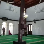 Suasana Di Dalam Masjid Madegan Kabupaten Sampang.