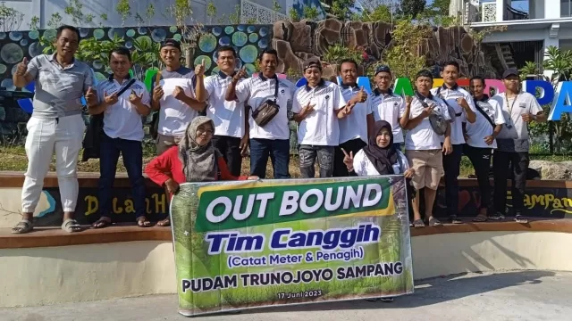 Tim Canggih Pdam Kabupaten Sampang Saat Melakukan Outbound Di Swp.