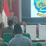 Suasana Penghitungan Ulang Surat Suara Pilkades Banyoneng Laok Di Pendopo Agung Bangkalan.