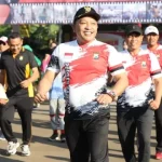 Bupati Sampang H. Slamet Junaidi Saat Mengikuti Senam Bersama.