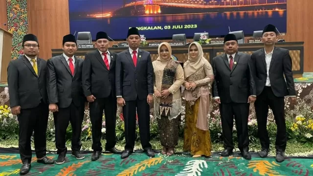 Ketua Dprd Bangkalan Efendi Bersama Anggota Dprd Bangkalan Yang Lain.