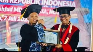 Dies Natalis Utm Ke 22, Mahfud Md Kenang Peran Gusdur Saat Pendirian Unibang Jadi Ptn