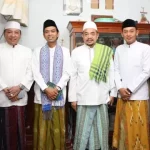 Bupati - Wabup Sampang Didamping Istri Saat Bersama Ustadz Abdul Somad Di Robatal.