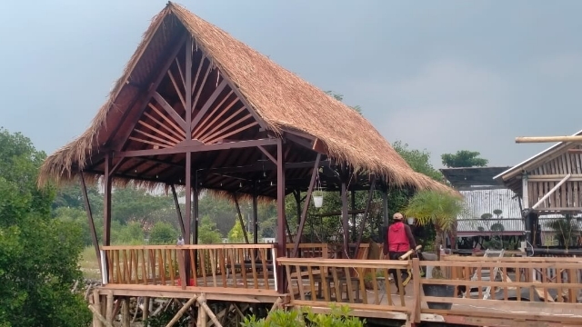 Salah Satu Gazebo Karya Moh. Syafi'Ie.