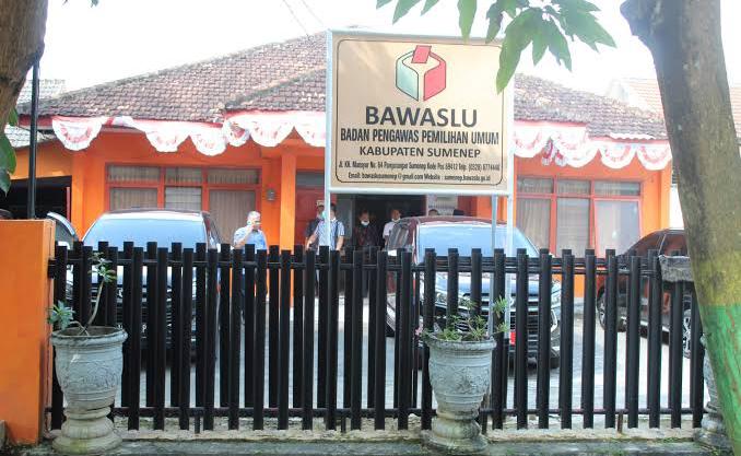 Kantor Bawaslu Sumenep.