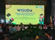 Ketua Stkip Pgri Bangkalan Ingatkan Wisudawan Lebih Kreatif Hadapi Perkembangan Zaman