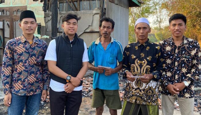 Dpk Knpi Kedungdung Dan Ikamasta Salurkan Bantuan Kepada Korban Kebakaran