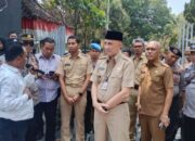 Hari Pertama Masuk, Pj Bupati Bangkalan Disambut Demonstrasi