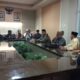 Suasana Saat Berlangsungnya Audensi Mahasiswa Asal Desa Lerpak Di Kantor Dinas Pendidikan.