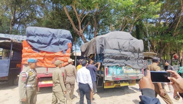 Dua Truk Muat Tembakau Jawa Diamankan Satpol Pp Pamekasan