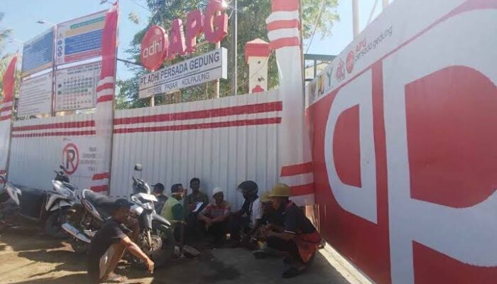 Tak Dibayar, Pekerja Proyek Pembangunan Pasar Kolpajung Pamekasan Diduga Ditelantarkan Mandor